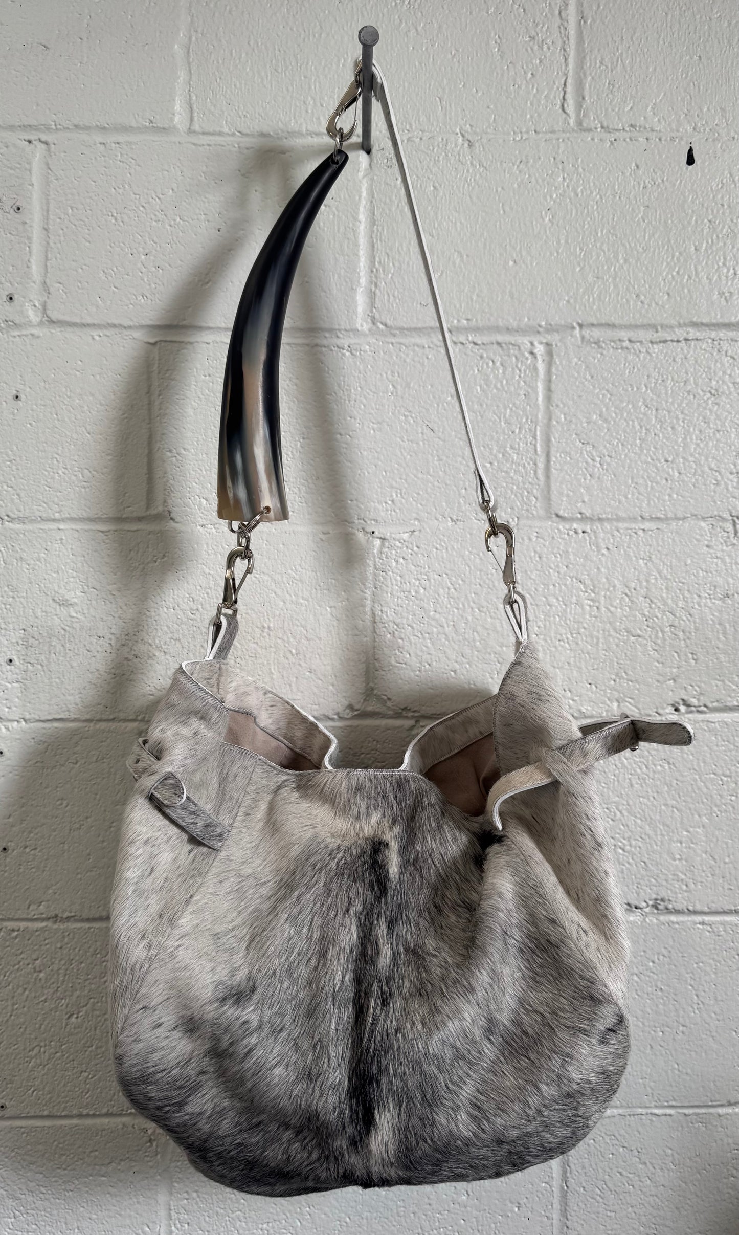 “HORN” bag (2)