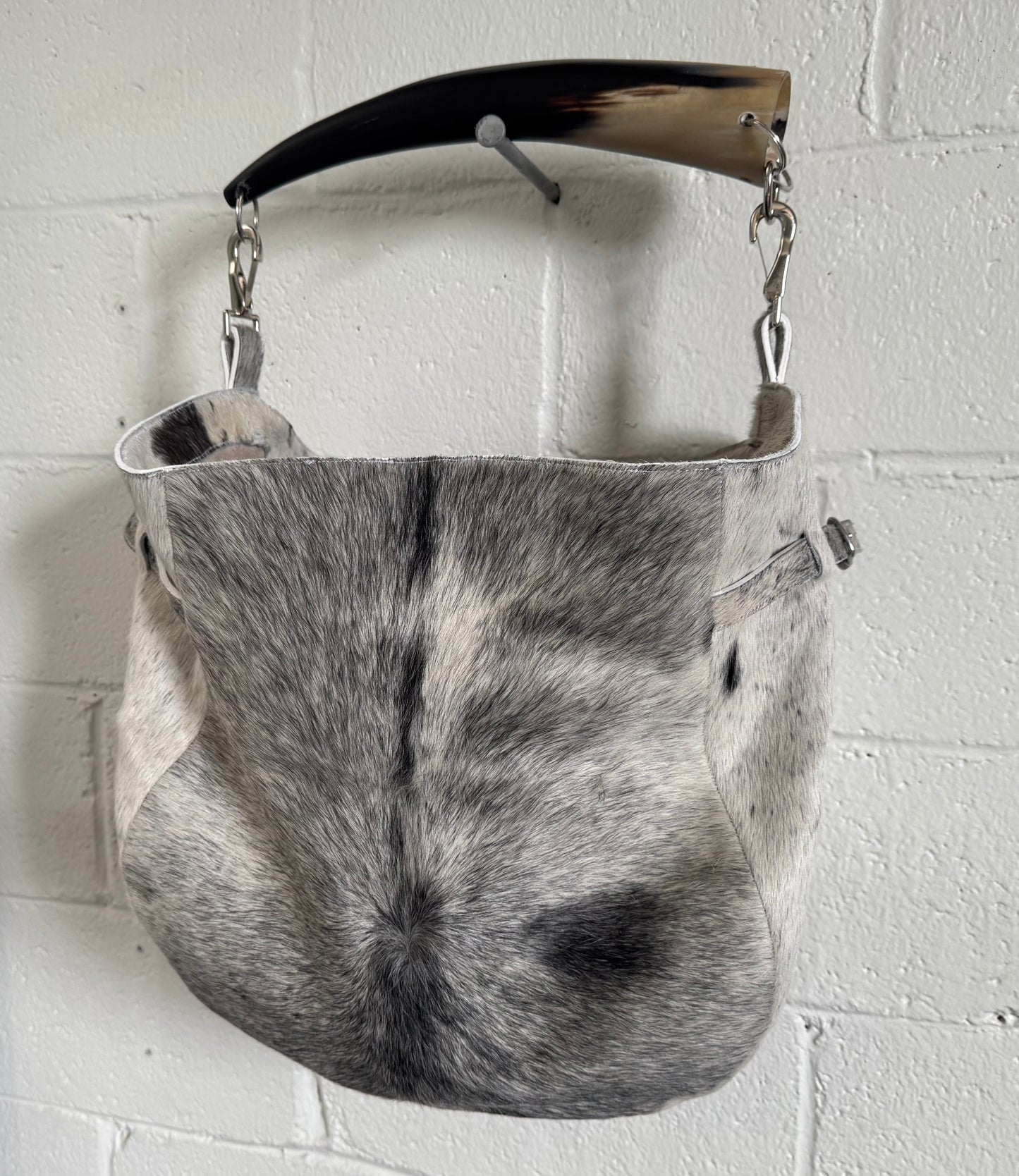 “HORN” bag (2)