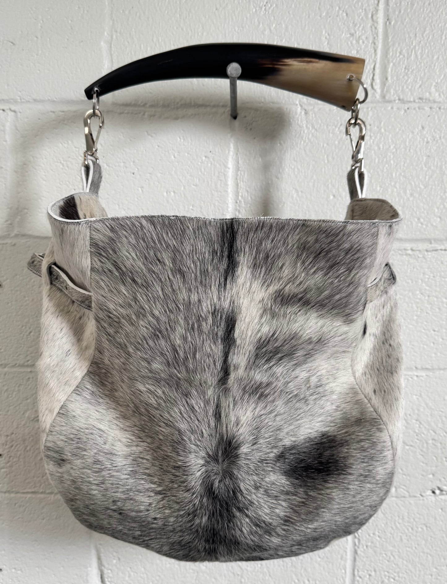 “HORN” bag (2)